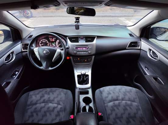 NISSAN-SENTRA-2014