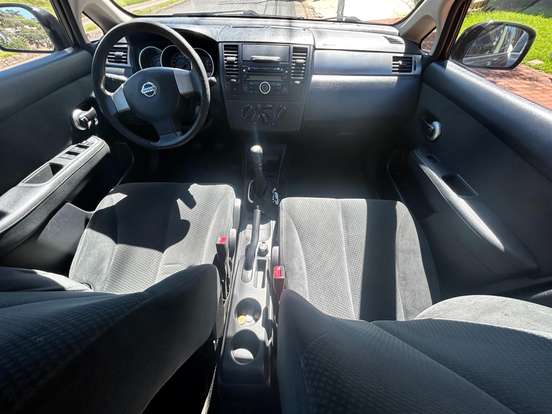 NISSAN-TIIDA-1.8 SEDAN 16V FLEX 4P MANUAL NISSAN-TIIDA-2011
