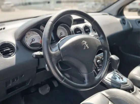 PEUGEOT-408-1.6 BUSINESS 16V TURBO FLEX 4P AUTOMÁTICO PEUGEOT-408-2016