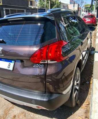 PEUGEOT-2008-2017