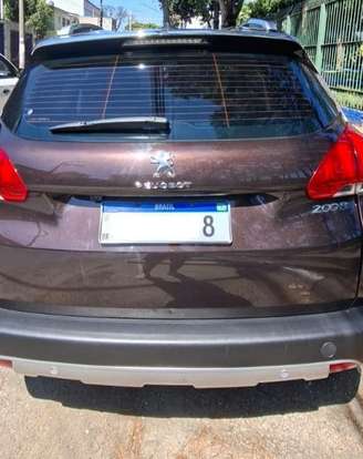 PEUGEOT-2008-2017