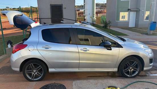 PEUGEOT-308-1.6 GRIFFE THP 16V GASOLINA 4P AUTOMÁTICO PEUGEOT-308-2013