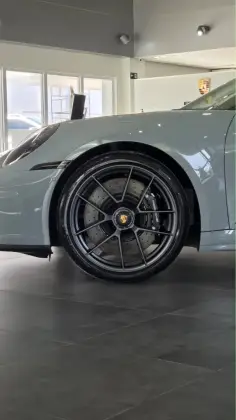PORSCHE 911 3.6 24V H6 T-HYBRID CARRERA GTS PDK PORSCHE 911 3.6 24V H6 T-HYBRID CARRERA GTS PDK