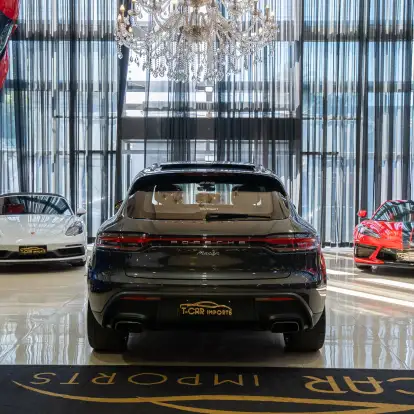PORSCHE-MACAN-2022