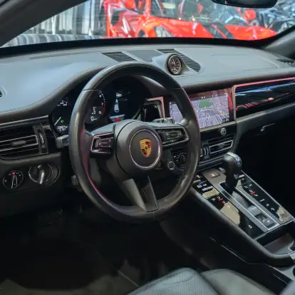 PORSCHE-MACAN-2022