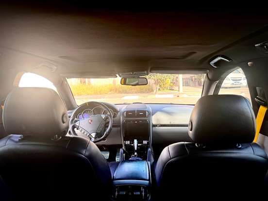 PORSCHE-CAYENNE-2007