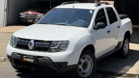 RENAULT DUSTER OROCH 1.6 16V SCE FLEX EXPRESS MANUAL RENAULT DUSTER OROCH 1.6 16V SCE FLEX EXPRESS MANUAL