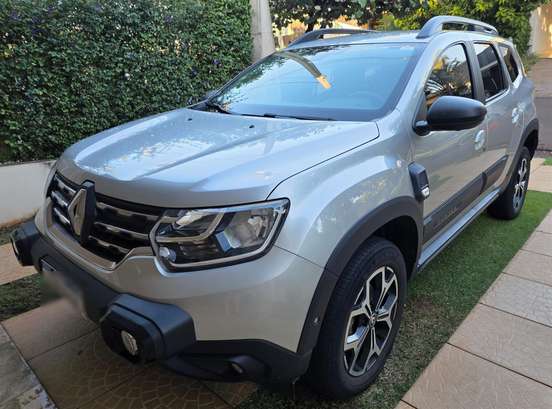 RENAULT-DUSTER-2022