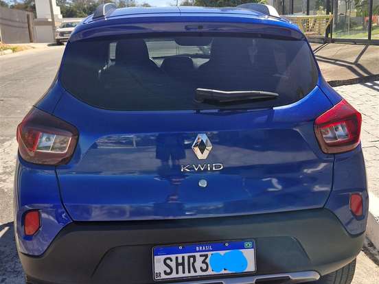 RENAULT-KWID-1.0 12V SCE FLEX OUTSIDER MANUAL RENAULT-KWID-2023