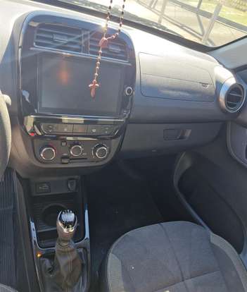 RENAULT-KWID-1.0 12V SCE FLEX OUTSIDER MANUAL RENAULT-KWID-2023