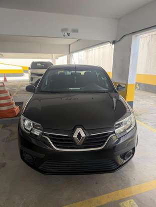 RENAULT-LOGAN-2020