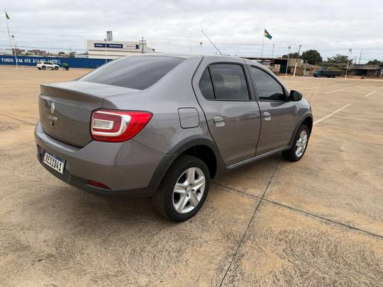 RENAULT LOGAN 1.6 16V SCE FLEX ZEN X-TRONIC