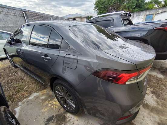 TOYOTA-COROLLA-2024