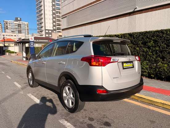 TOYOTA-RAV4-2.0 4X2 16V GASOLINA 4P AUTOMÁTICO TOYOTA-RAV4-2013