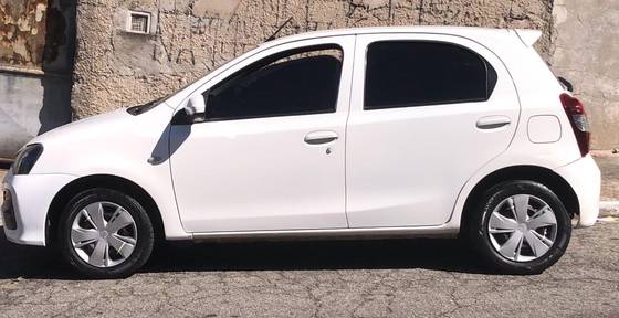 TOYOTA ETIOS 1.3 X 16V FLEX 4P MANUAL