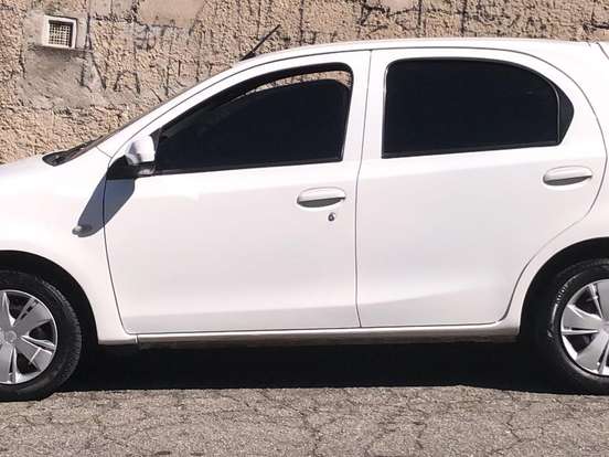 TOYOTA-ETIOS-1.3 X 16V FLEX 4P MANUAL TOYOTA-ETIOS-2018