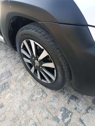 TOYOTA-ETIOS-1.5 XS 16V FLEX 4P MANUAL TOYOTA-ETIOS-2015