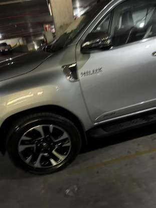 TOYOTA-HILUX-2.7 SR 4X2 CD 16V FLEX 4P AUTOMÁTICO TOYOTA-HILUX-2018