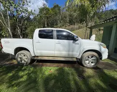 TOYOTA HILUX 3.0 SRV 4X4 CD 16V TURBO INTERCOOLER DIESEL 4P AUTOMÁTICO TOYOTA HILUX 3.0 SRV 4X4 CD 16V TURBO INTERCOOLER DIESEL 4P AUTOMÁTICO