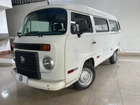VOLKSWAGEN KOMBI 1.4 MI STD LOTAÇÃO 8V FLEX 3P MANUAL