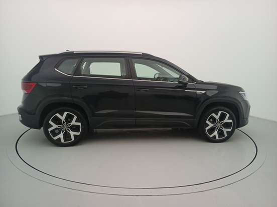 VOLKSWAGEN-TAOS-2024