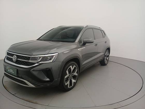 VOLKSWAGEN TAOS 1.4 250 TSI TOTAL FLEX HIGHLINE AUTOMÁTICO