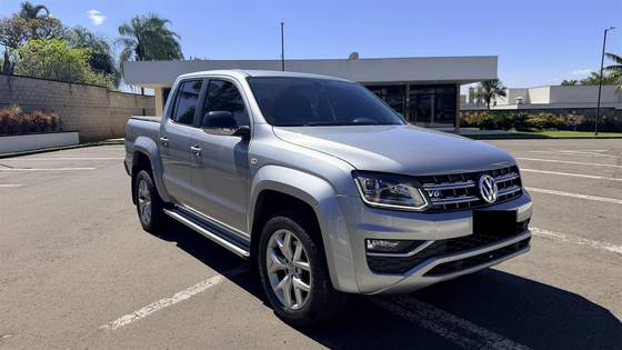 VOLKSWAGEN AMAROK 3.0 V6 TDI DIESEL HIGHLINE CD 4MOTION AUTOMÁTICO