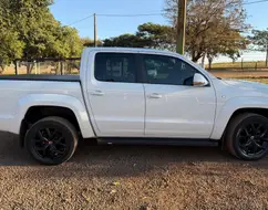 VOLKSWAGEN AMAROK 3.0 V6 TDI DIESEL HIGHLINE CD 4MOTION AUTOMÁTICO VOLKSWAGEN AMAROK 3.0 V6 TDI DIESEL HIGHLINE CD 4MOTION AUTOMÁTICO