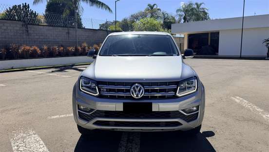VOLKSWAGEN-AMAROK-2022
