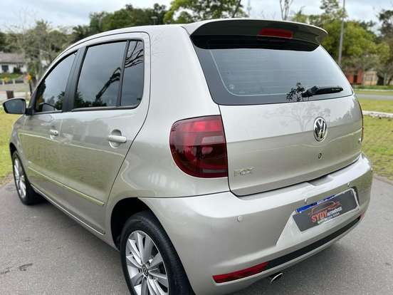 VOLKSWAGEN-FOX-1.6 MI PRIME 8V FLEX 4P MANUAL VOLKSWAGEN-FOX-2011