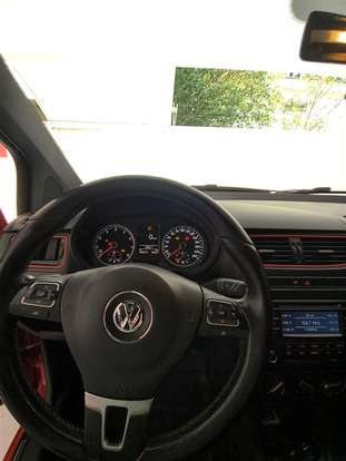 VOLKSWAGEN-FOX-2013