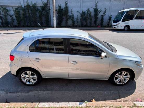VOLKSWAGEN-GOL-1.0 MI 8V FLEX 4P MANUAL G.V VOLKSWAGEN-GOL-2009