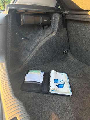 VOLKSWAGEN-GOLF-2000