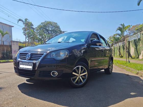 VOLKSWAGEN POLO SEDAN 1.6 MI COMFORTLINE 8V FLEX 4P AUTOMATIZADO