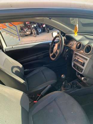 VOLKSWAGEN-SAVEIRO-1.6 MSI ROBUST CS 8V FLEX 2P MANUAL VOLKSWAGEN-SAVEIRO-2018