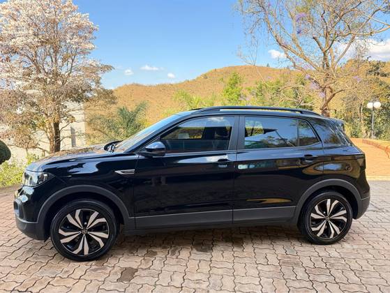 VOLKSWAGEN T-CROSS 1.0 200 TSI TOTAL FLEX COMFORTLINE AUTOMÁTICO