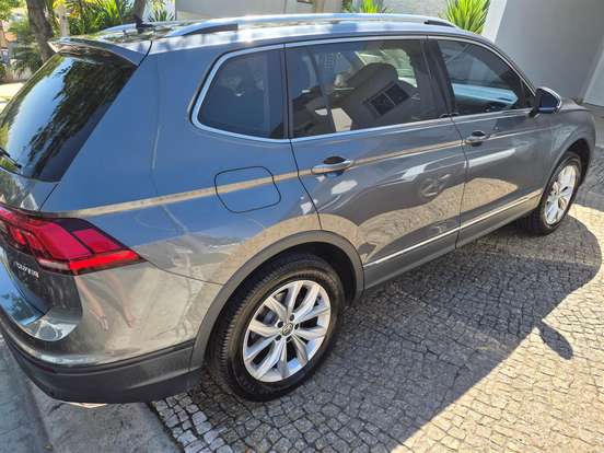 VOLKSWAGEN-TIGUAN-2019