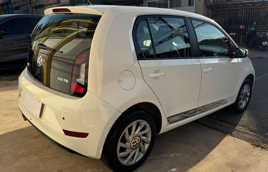VOLKSWAGEN-UP-2019