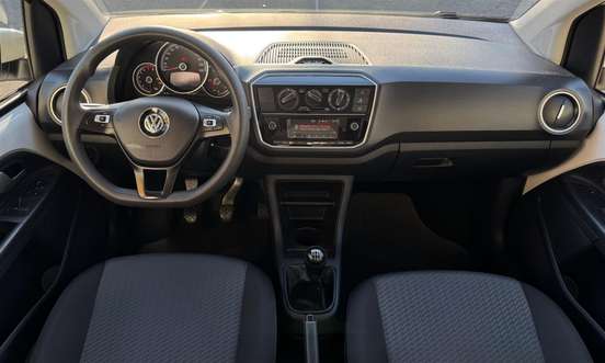 VOLKSWAGEN-UP-2019