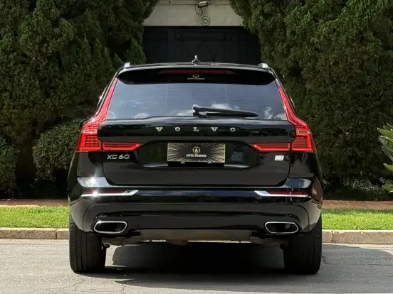 VOLVO-XC60-2.0 T8 HYBRID MOMENTUM AWD GEARTRONIC VOLVO-XC60-2020