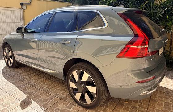 VOLVO XC60 2.0 T8 RECHARGE ULTIMATE AWD GEARTRONIC