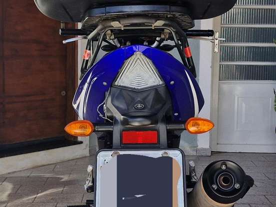 YAMAHA-YS 250 FAZER YAMAHA-YS 250 FAZER-2012
