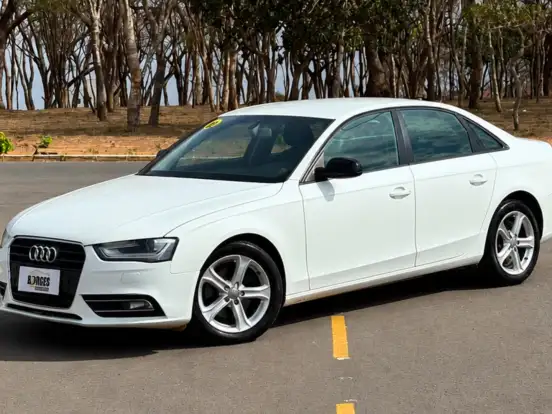 AUDI-A4-2.0 TFSI AMBIENTE 183CV GASOLINA 4P MULTITRONIC AUDI-A4-2012