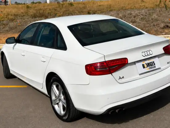 AUDI-A4-2.0 TFSI AMBIENTE 183CV GASOLINA 4P MULTITRONIC AUDI-A4-2012