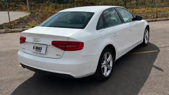 AUDI-A4-2012