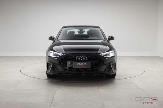 AUDI-A4-2023