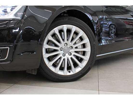 AUDI-A8-4.0 TFSI V8 32V GASOLINA 4P TIPTRONIC AUDI-A8-2015