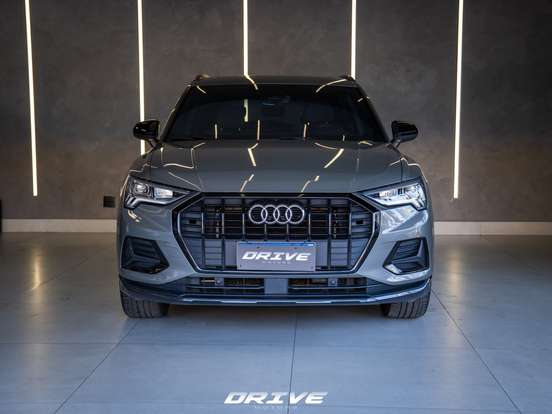 AUDI-Q3-2020