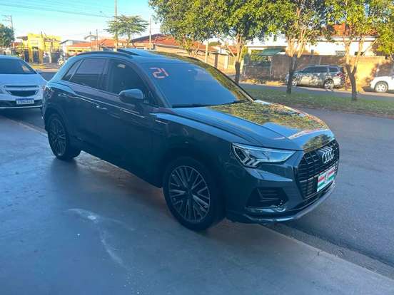 AUDI-Q3-2020