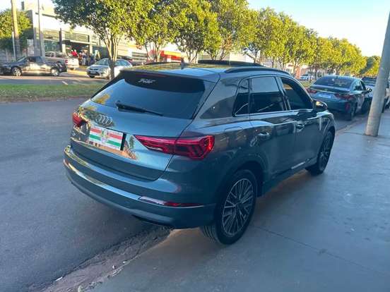 AUDI-Q3-2020